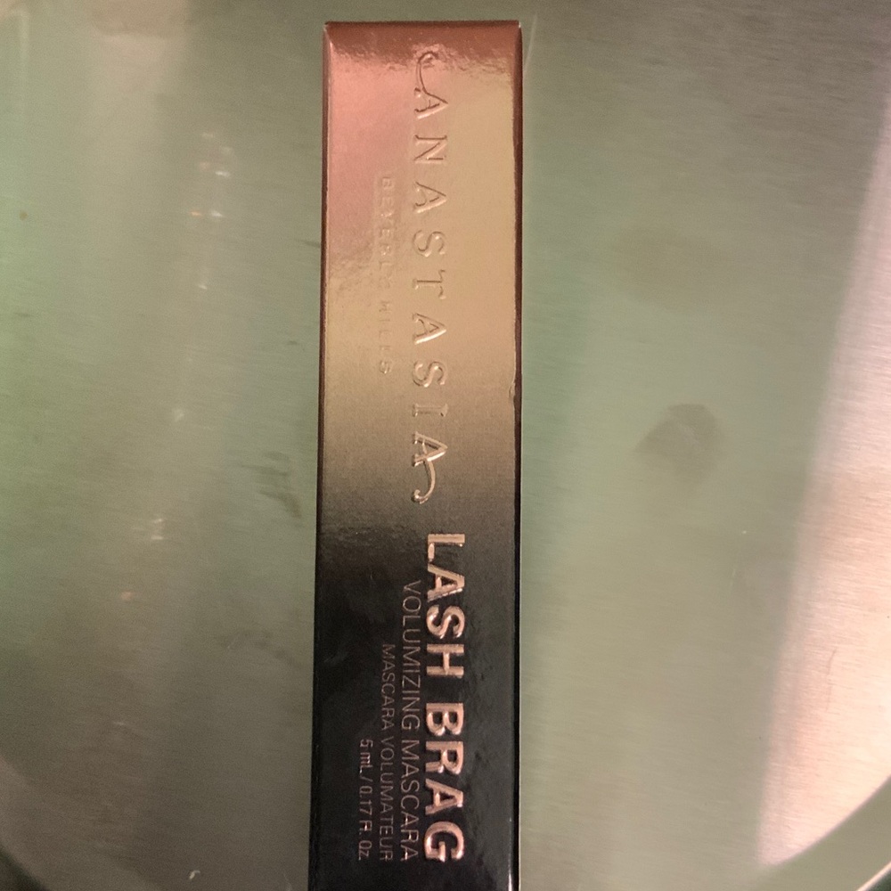 Anastasia Lash Brag Mascara in Black and Gold